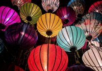 Red Blue Yellow And White Sky Lantern Photo By Expect Best From Pexels
